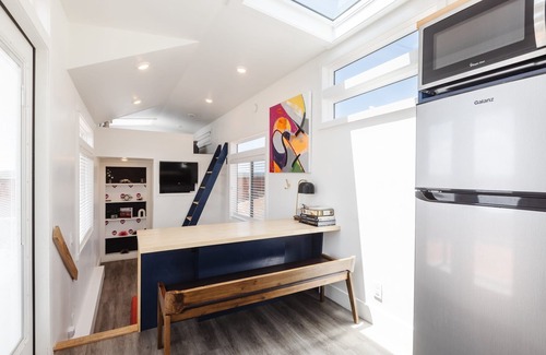 Apple Valley Apartment | Modern Tiny Home Near ZION with Private Deck & Kitchen