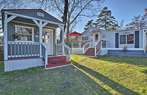 Hot Springs Villa | Welcoming Mona Lisa Villa - Steps from Downtown Hot Springs