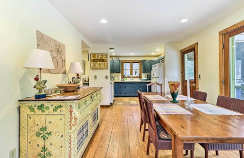 Monterey House | Beautiful Monterey Home: Steps to Lake Garfield & Spa
