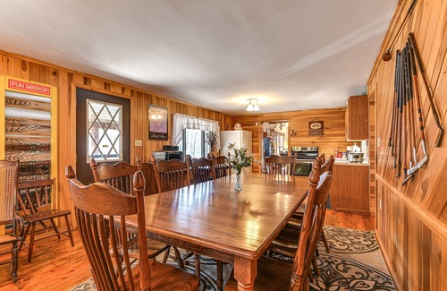 Mount Union Cabin | Idyllic Mount Union Cabin with Fire Pit & River Access