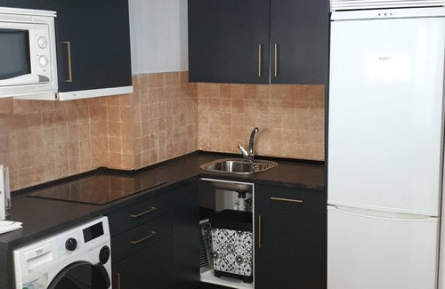 Canfranc Apartment | Family-Friendly Apartment Canfranc with Spa & Kitchen