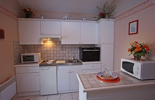 Le Val-d'Ajol Apartment | Cozy Gite Le Val-d'Ajol: Pet-Friendly Retreat with Spa