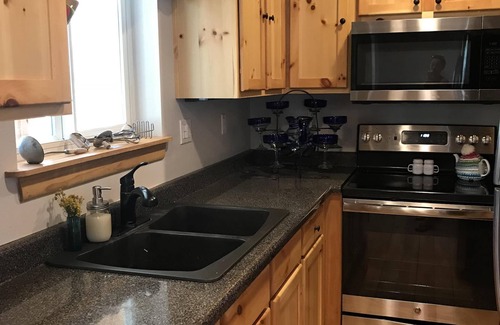 Jemez Springs House | Inviting Mountain Retreat with Breakfast & Pet-Friendly Options
