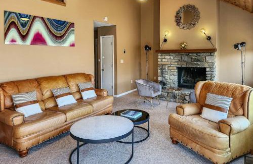 Lake Lure House | Relax at Rumbling Bald Resort: Deck, Lake Access & More