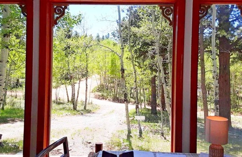 Bailey House | Charming Mountain Retreat with Family-Friendly Amenities
