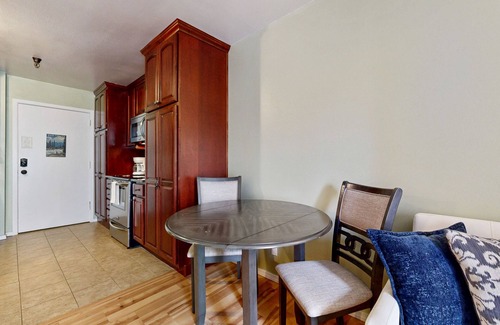Elkhorn Village Apartment | Mountain Studio with Pool & Hot Tub, Steps from Lifts