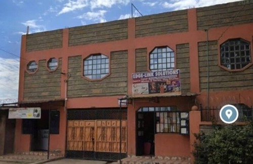 Naivasha Apartment | Cozy Naivasha Apartment With Mountain Views