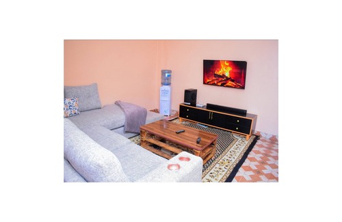 Naivasha Apartment | Cozy Naivasha Apartment With Mountain Views