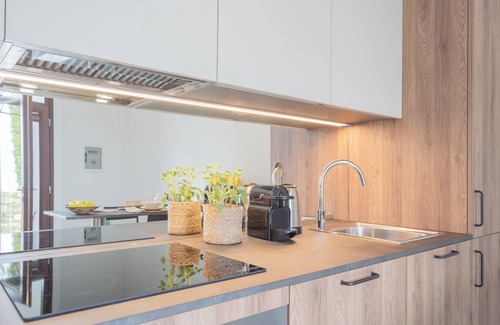 Azzano Apartment | Cozy Nest on the Lake