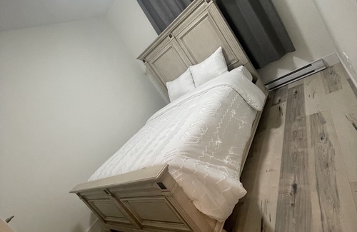 Halifax County Apartment | Charming Basement Apartment with Lake View & Spa Amenities