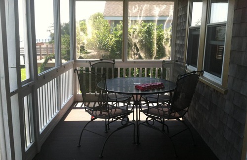 Portsmouth Cottage | Cozy New England Beach Cottage with Private Beach & Boat Ramp, Incredible Views