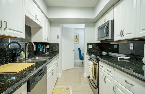 Tamarac House | Charming Newly Renovated 3/2 Home with Private Pool