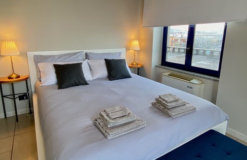 Alba Apartment | Inviting Newly Renovated Apartment in Elegant Condo