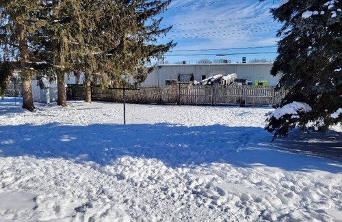 Monona Apartment | Charming Newly Renovated Getaway Near Downtown Attractions