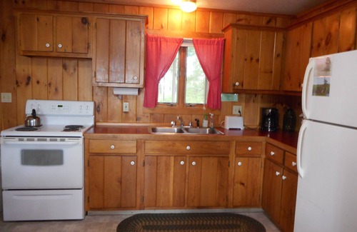 Damariscotta Cottage | Idyllic Nook Cottage - Scenic Pemaquid Lake Retreat