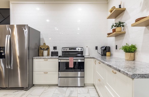 Two Harbors Apartment | Inviting North Shore Retreat with Pet-Friendly Amenities