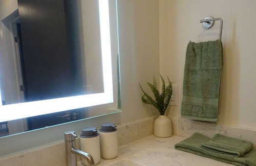 North Charlotte Condo | Inviting NoDa Oasis: Family-Friendly with Kitchen Access