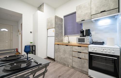 Kolokinthou Apartment | Cozy one bdrm apart in Peristeri near metro
