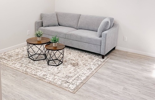 Cochrane House | Highly Rated One Bedroom Basement Suite for Families
