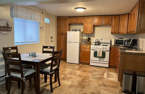 New Fairfield Apartment | Charming One Bedroom Retreat in New Fairfield - 10/10 Rating