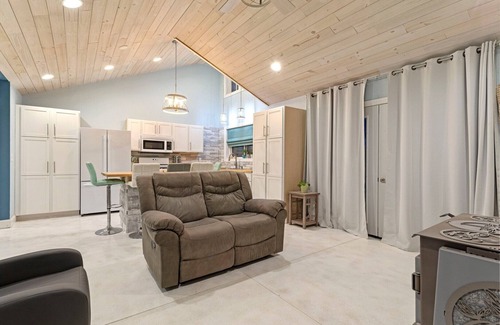 Mora House | Cozy Open Floor Plan Retreat with Hot Tub & Pet-Friendly Perks