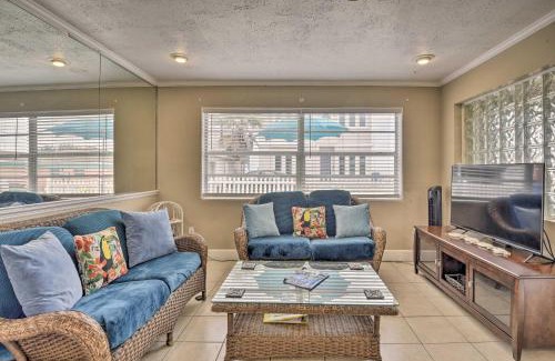 Neptune House | Inviting Ormond Beach Bungalow Just Steps from the Ocean