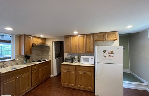 Lake Ariel House | Serene Lakefront Retreat: Guest Rated 9.6 with Kitchen & Views