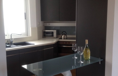 La Seu Apartment | Charming Penthouse in Valencia with Spa and Breakfast