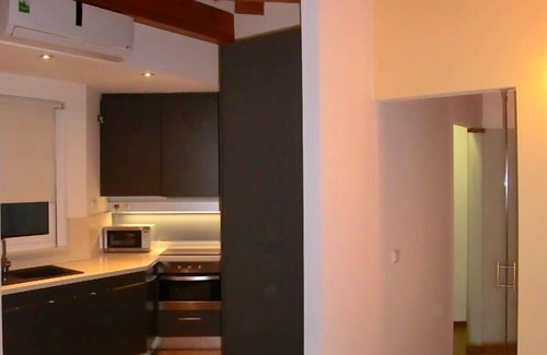 La Seu Apartment | Charming Penthouse in Valencia with Spa and Breakfast