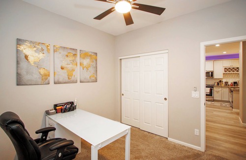 South Mountain House | Cozy Phoenix Home w/Office: Fast Wifi+Free Parking. Near Airport & Downtown.