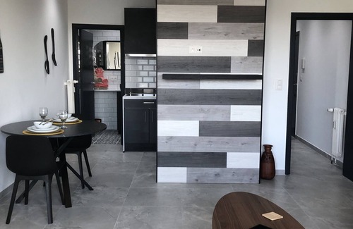 Koekelberg Apartment | Charming Pied a Terre in Brussels - Rated 10/10 for Comfort