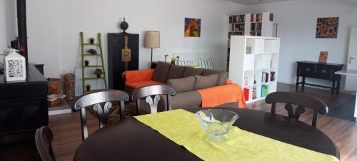 Terrujem House | Comfortable Getaway: Guest Rated 9/10 & Family Friendly