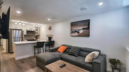 Southeast Calgary Apartment | Cozy place to stay in south Calgary