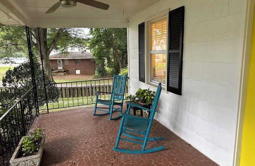 Southwest Raleigh House | Charming Private Efficiency Near Downtown Raleigh & PNC Arena