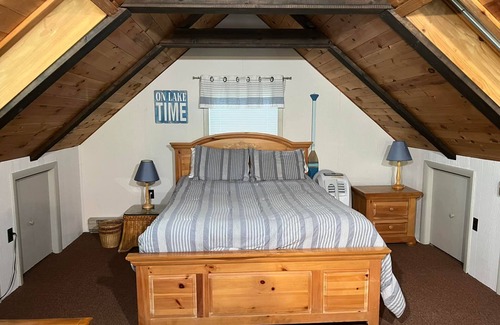 Lake Arrowhead House | Inviting Lakefront Home with Pool & Family-Friendly Amenities