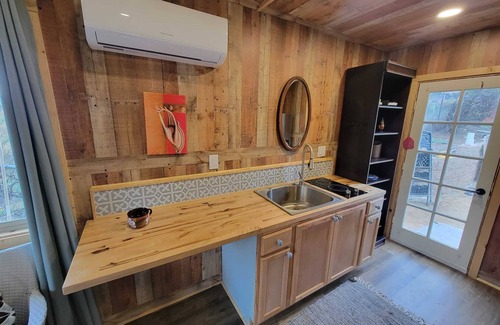 Wildomar Apartment | Charming Private Studio Retreat with Kitchen & Child-Friendly Amenities