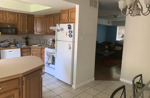Park Forest Village House | Inviting PSU Townhouse with Breakfast & Family-Friendly Perks