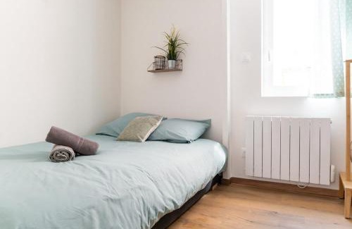 Charmettes - Bellecombe Apartment | Inviting Studio: Calm, Bright Retreat Near Part Dieu