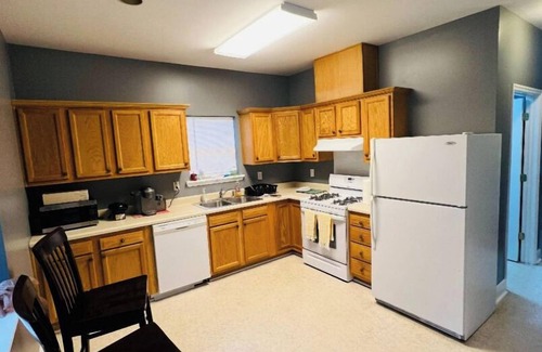 Birmingham House | Quiet and Convenient Hotel Near UAB, VA & St. Vincent's