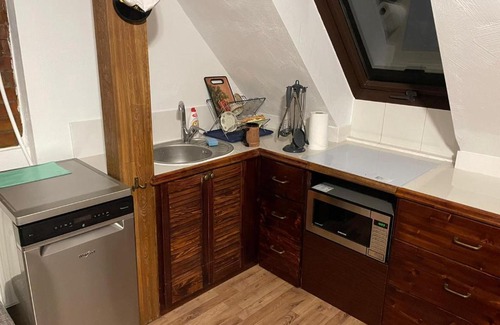 Klaipeda Apartment | Tranquil Apartment Retreat with Parking - Rated 10/10!