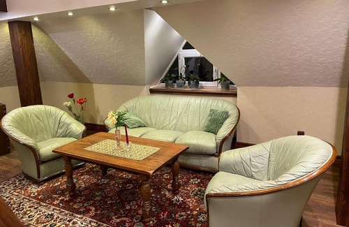 Klaipeda Apartment | Tranquil Apartment Retreat with Parking - Rated 10/10!