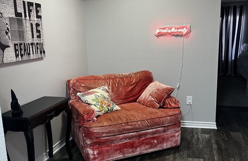 Lewisville Apartment | Cozy quiet apartment in Lewisville w/ study
