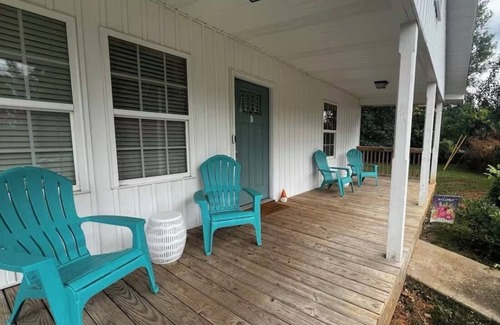 North Belmont House | Serene 3 BR Retreat with Breakfast Near CLT Airport!