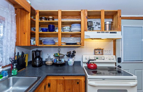 West Buxton Cabin | Unforgettable Stay at The Redbird Retreat on Bonny Eagle Lake