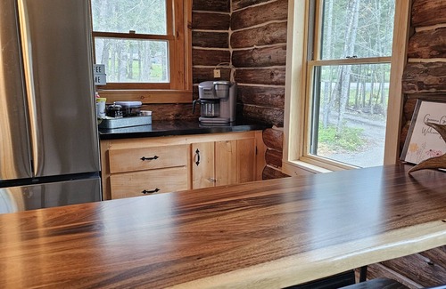 Rangeley Cabin | Inviting Rangeley Getaway with Spa and Pet-Friendly Perks