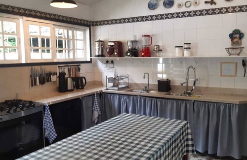 Areias Cottage | Cozy Refuge in Nature: Waterfalls, Pool, Charm and Comfort