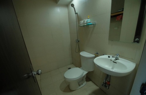 Santa Cruz Apartment | Comfortable Loft with Private Office and Pool Access