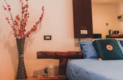 Ban Saiyuan Resort | Discover Bungalows Piscine in Beautiful Phuket, Nai Harn