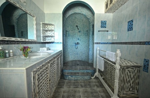Watamu Bed & Breakfast | Relaxing Resort Oasis with Pool in Lush Watamu Surroundings