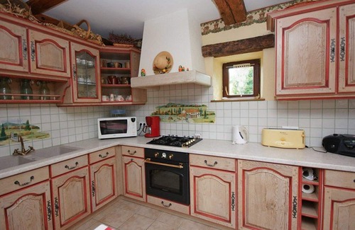 Provencheres-et-Colroy Cottage | Cozy Gite Provenchères-sur-Fave with Spa & Breakfast
